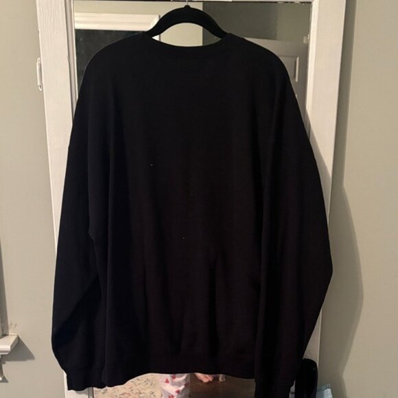 Gildan Heavy Blend Black Sweatshirt - Picture 3 of 3